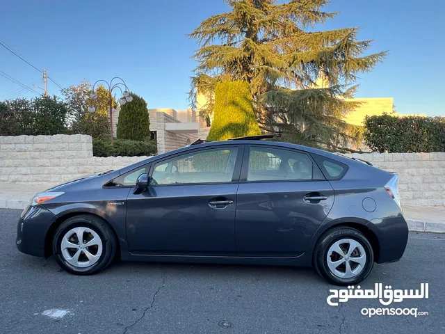 Used Toyota Prius in Amman