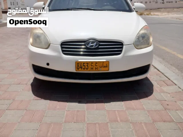هيونداي اكسنت 2006 فئة GL صالون سيدان بحالة ممتازة مع مواصفات خليجية