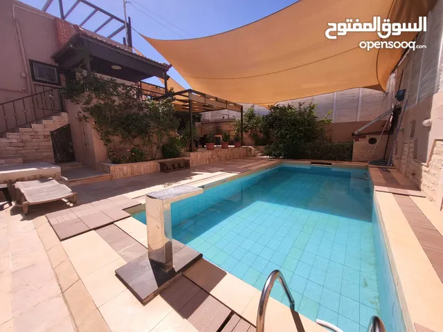 260m2 4 Bedrooms Villa for Sale in Amman Abu Al-Sous