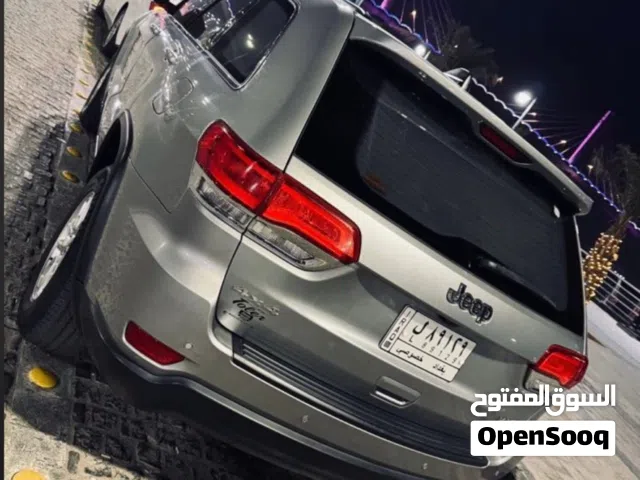 Jeep laredo 2018