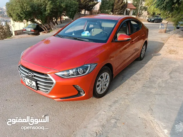 Used Hyundai Avante in Jerash