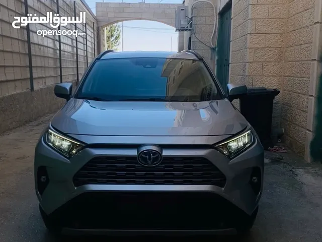Used Toyota RAV 4 in Ramallah and Al-Bireh