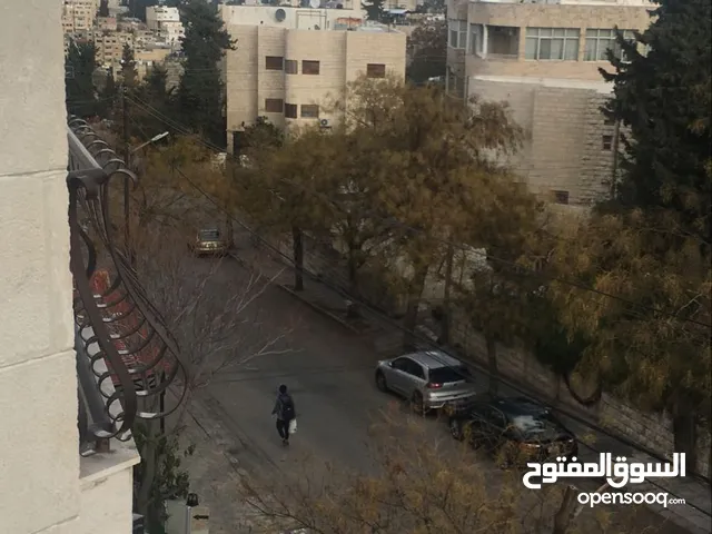 شقق مفروشة للإيجار