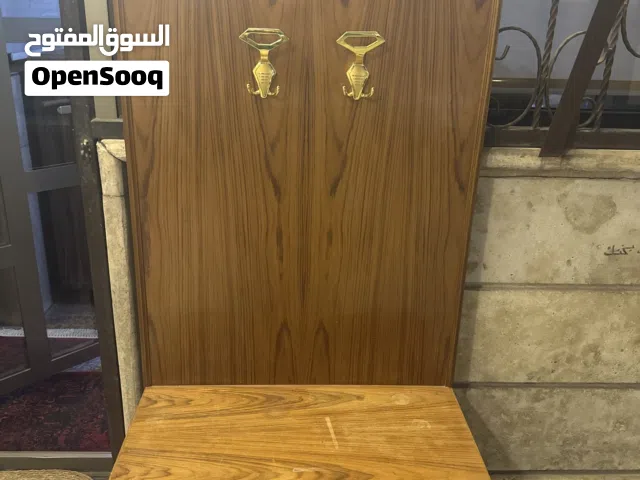 تعلاكة ملابس ودولاب