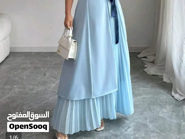 فستان نسائي