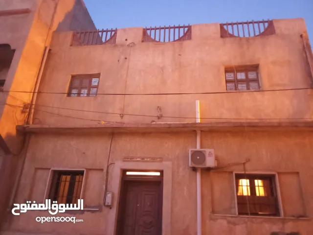 منزل من طابقين في قرجي للبيع