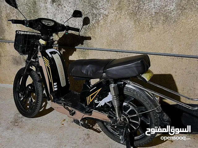 دراجة كهربائية قوية محرك 1500 بورد 1500 عزم قوي جدا وسرعة عالية بطارية 60 اعلى مواصفات