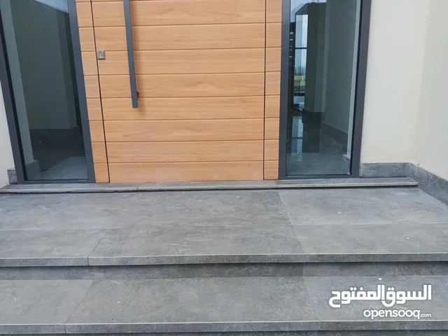 250 m2 More than 6 bedrooms Villa for Sale in Jeddah Obhur Al Shamaliyah