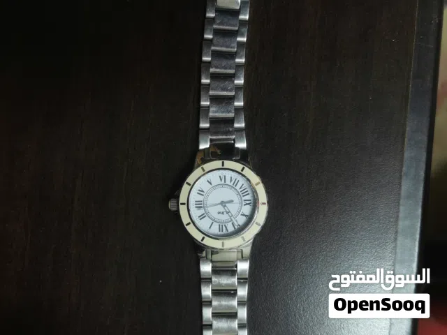ساعة ماركة مستعملة للبيع بسعر بسيط