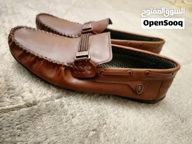 Loafersحذاء جلد طبيعي من ماركة