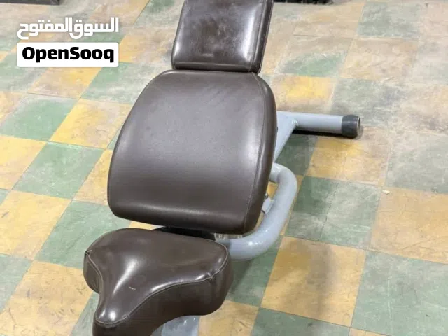 مطلوب كرسي صدر متحرك