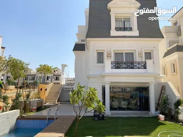 195 m2 4 Bedrooms Villa for Sale in Cairo New October