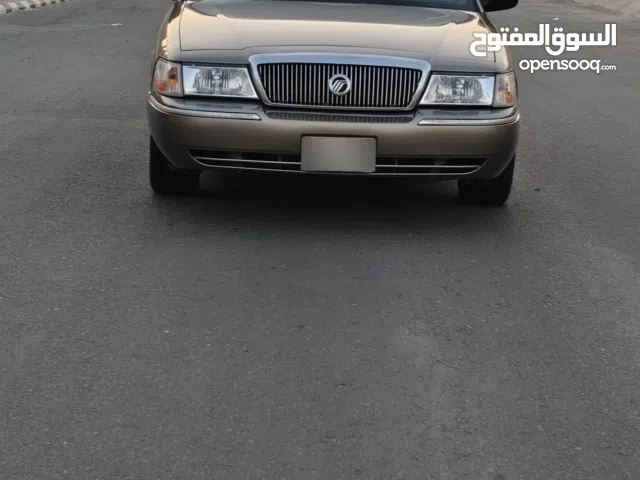 2005, فورد, كراون فكتوريا, Base