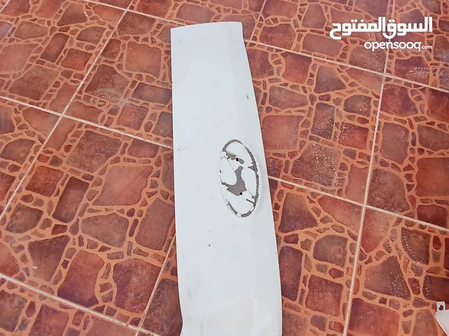برولتي وفلطوري H100 بورتر موديل 2023 لون أبيض ثلجي
