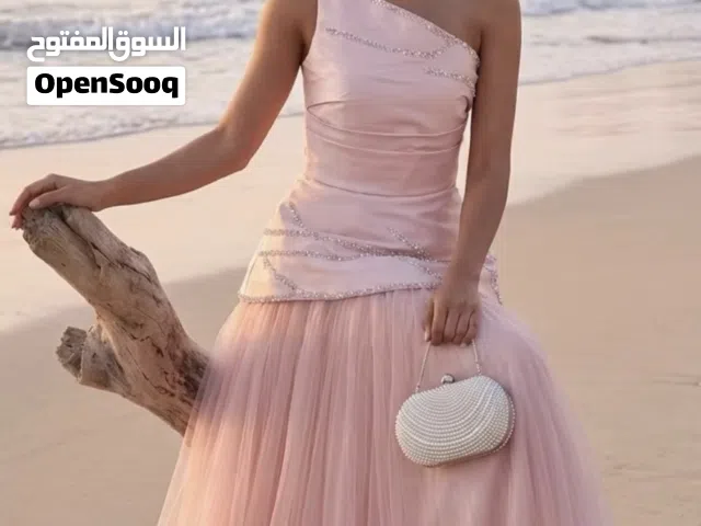 فستان سهرة