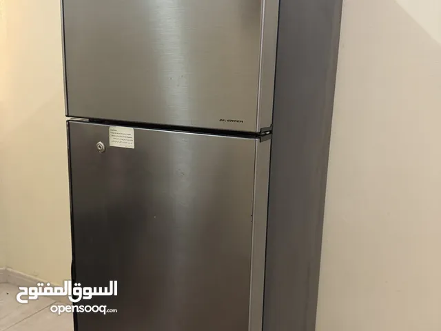 Hitachi Double-Door Refrigerator – Excellent condition