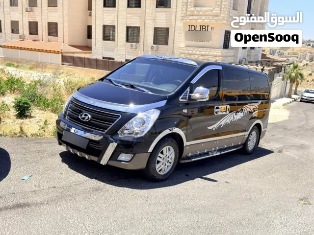 2016 هيونداي H1 Standard