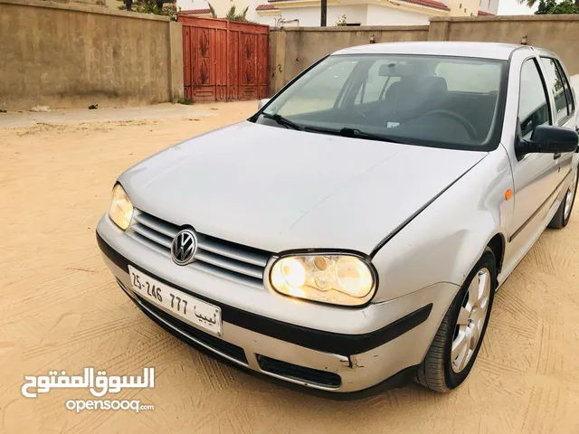 Volkswagen Golf 2003 in Misrata
