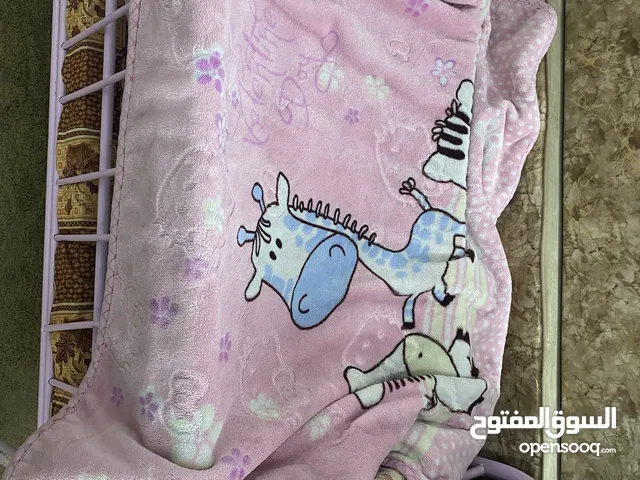تخت بيبي للبيع