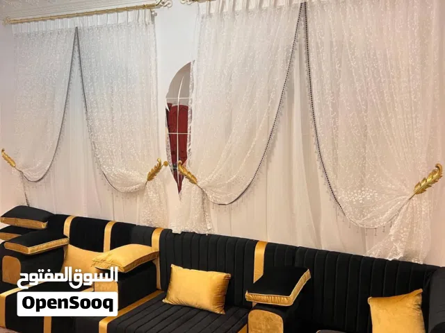 مجلس ضغط اوصابي قماش تركي ضمانه 10سنواتفخامة لا تُضاهى  طقم كنب جديد وحصري السعر قبل التخفيض 180 الف