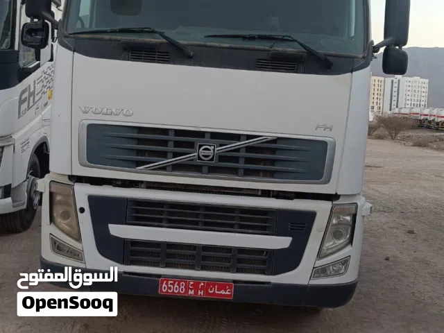 للبيع فولفو راس تريله 2009