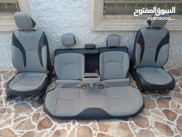 كراسي تويوتا بريوس