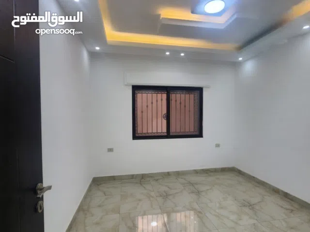 205 m2 3 Bedrooms Apartments for Sale in Amman Dahiet Al-Istiqlal