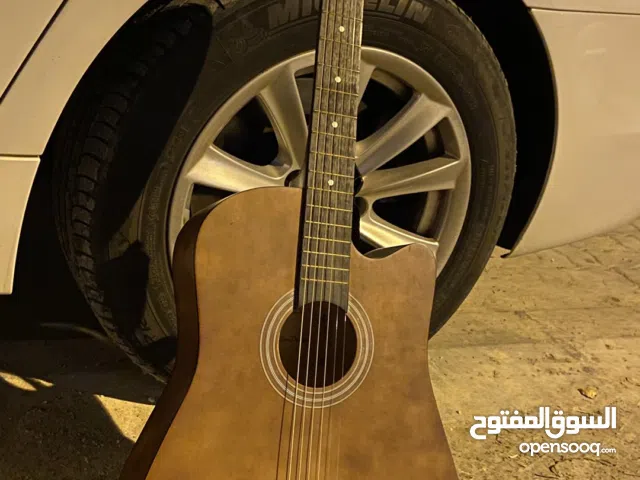 جيتار(اكوستيك)