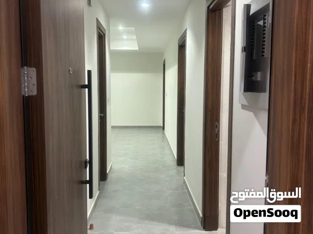 للبيع شقة راقية و جديدة