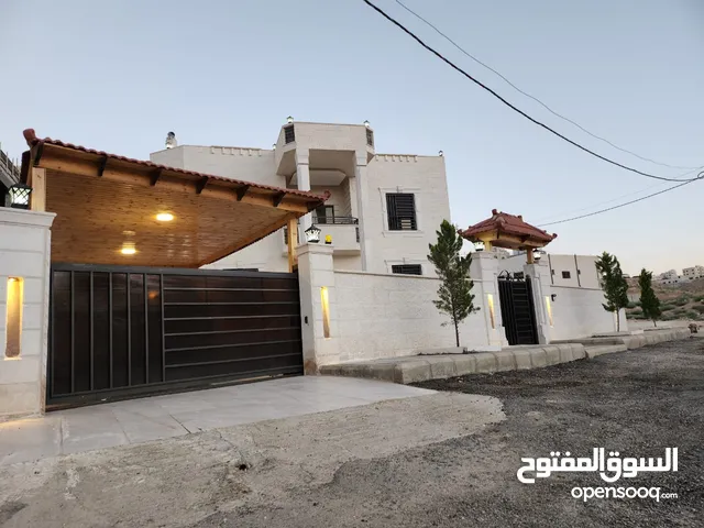 500 m2 More than 6 bedrooms Villa for Sale in Zarqa Dahiet Al Madena Al Monawwara