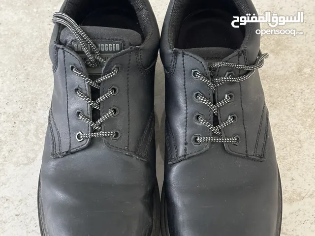 Safety Shoes أحذية سلامة
