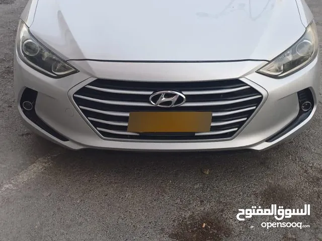 هيونداى النترا 2017 خليجى وكالة عمان 1600 سى سى بدون حوادث