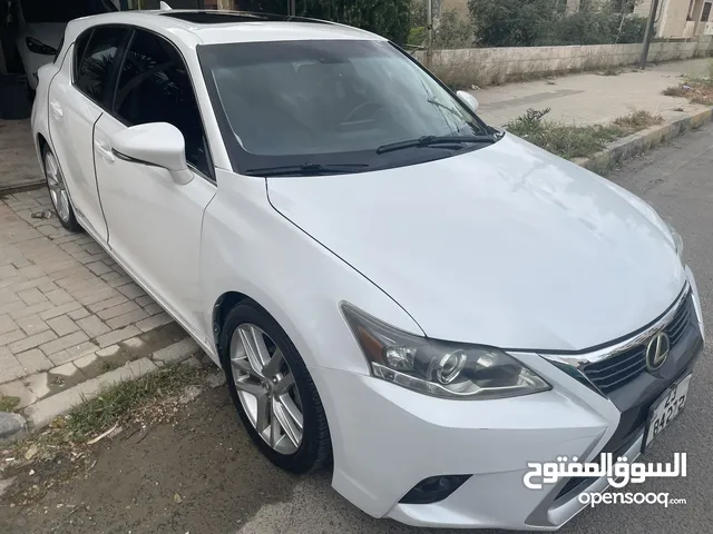 (لكزس ct 200) 2016 فل كامل ممشى قليل لون ابيض لؤلؤي