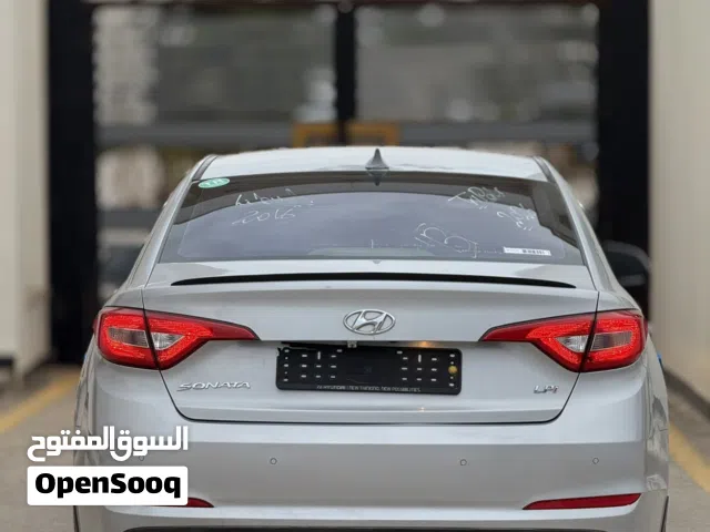 هيونداي سوناتا 2016 محرك 20العادي نص فل درجه اولى كيف واصله