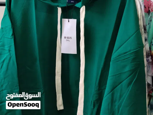 جاكيتات مقاسات كبيره مختلفة الألوان M/L/XL/2XLيوجد ثلاثة ألوان الاخضر الفاتح والأخضر العمق والبرتقال