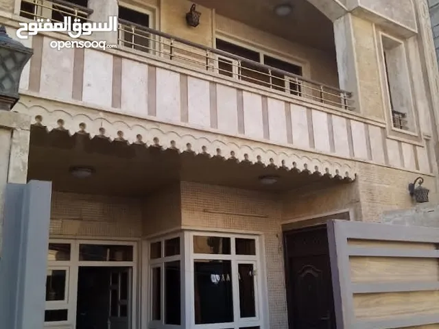 150 m2 5 Bedrooms Townhouse for Sale in Erbil Zanko 1