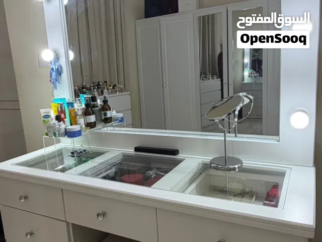 للبيع تسريحة