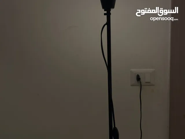 ابجورات باللون بالابيض والاسود