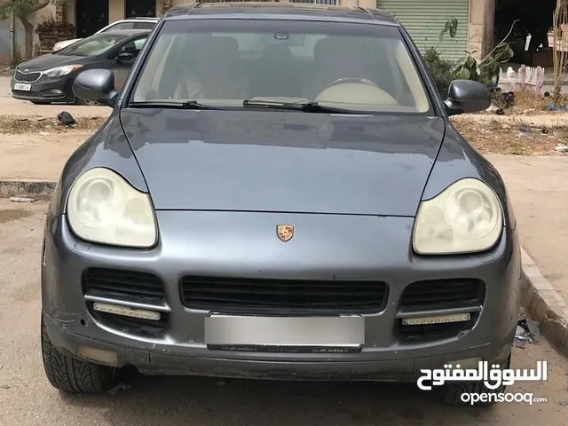 Used Porsche Cayenne in Benghazi
