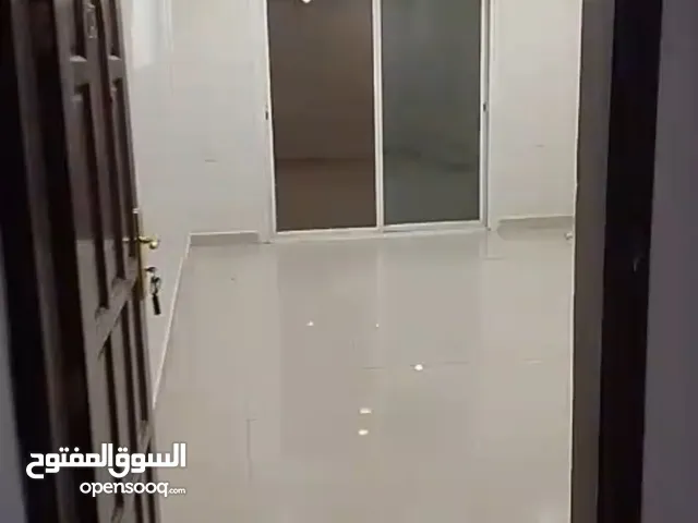 Flat with 2 bedrooms and 2 bathrooms neat and clean