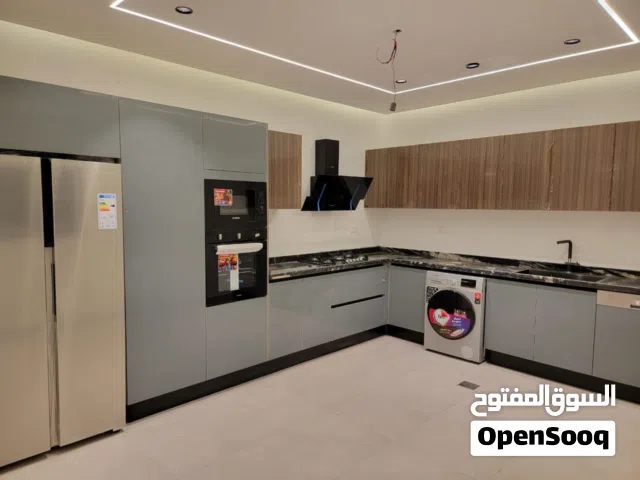 شقة للإيجار في بن عاشور شارع الظل بناء حديث تشطيب ممتاز