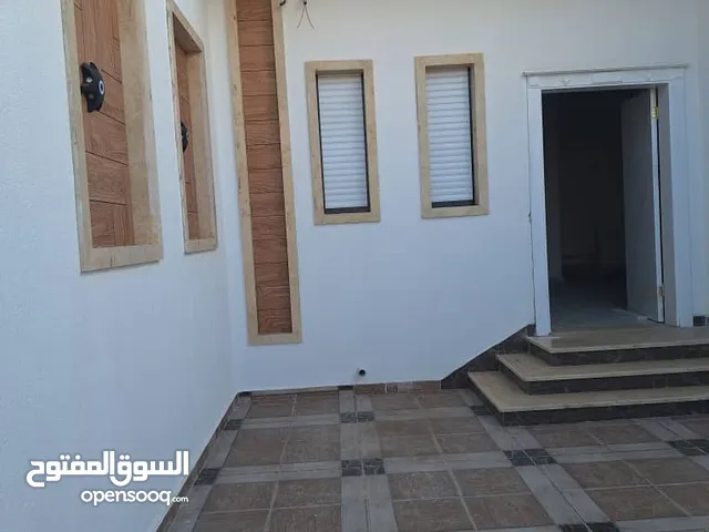 1m2 3 Bedrooms Townhouse for Sale in Tripoli Ain Zara