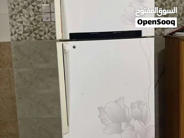 ثلاجة نوع LG حجم كبير 515 لتر بحالة ممتازة جدا
