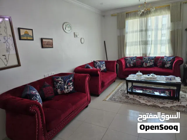 طقم كنب بحاله جيده