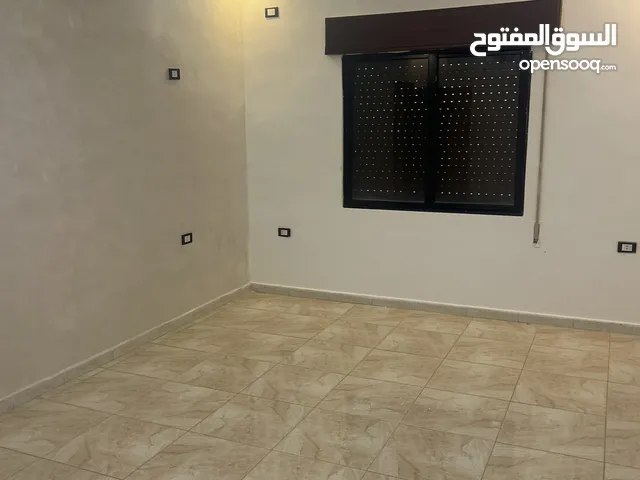135 m2 3 Bedrooms Apartments for Rent in Zarqa Dahiet Al Madena Al Monawwara