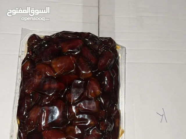 تمر (سح) خلاص (إنتاج مزارع خاصة وليس مصنع) للبيع انتاج السنه (الكرتون 8 كيلو ) بـ 10ريال