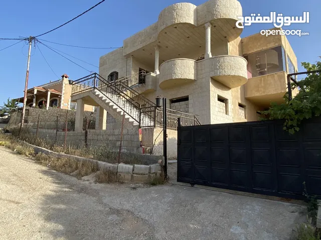 230 m2 3 Bedrooms Townhouse for Sale in Irbid Al Husn