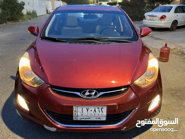 هونداي افانتي فول احمد دم الغزال