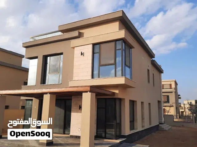 310 m2 4 Bedrooms Villa for Sale in Cairo Fifth Settlement