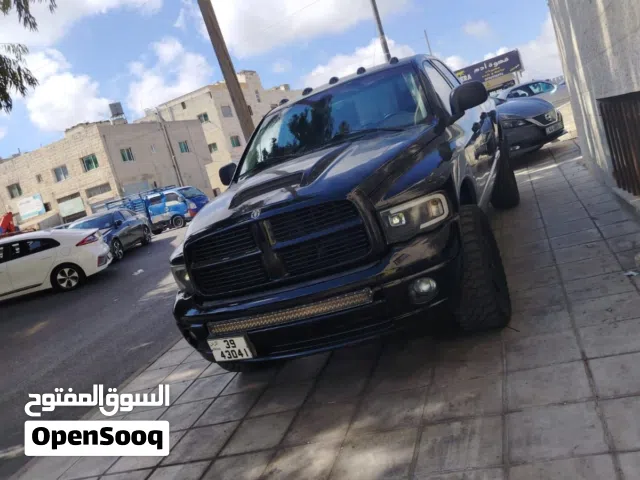 2004 دودج اخرى